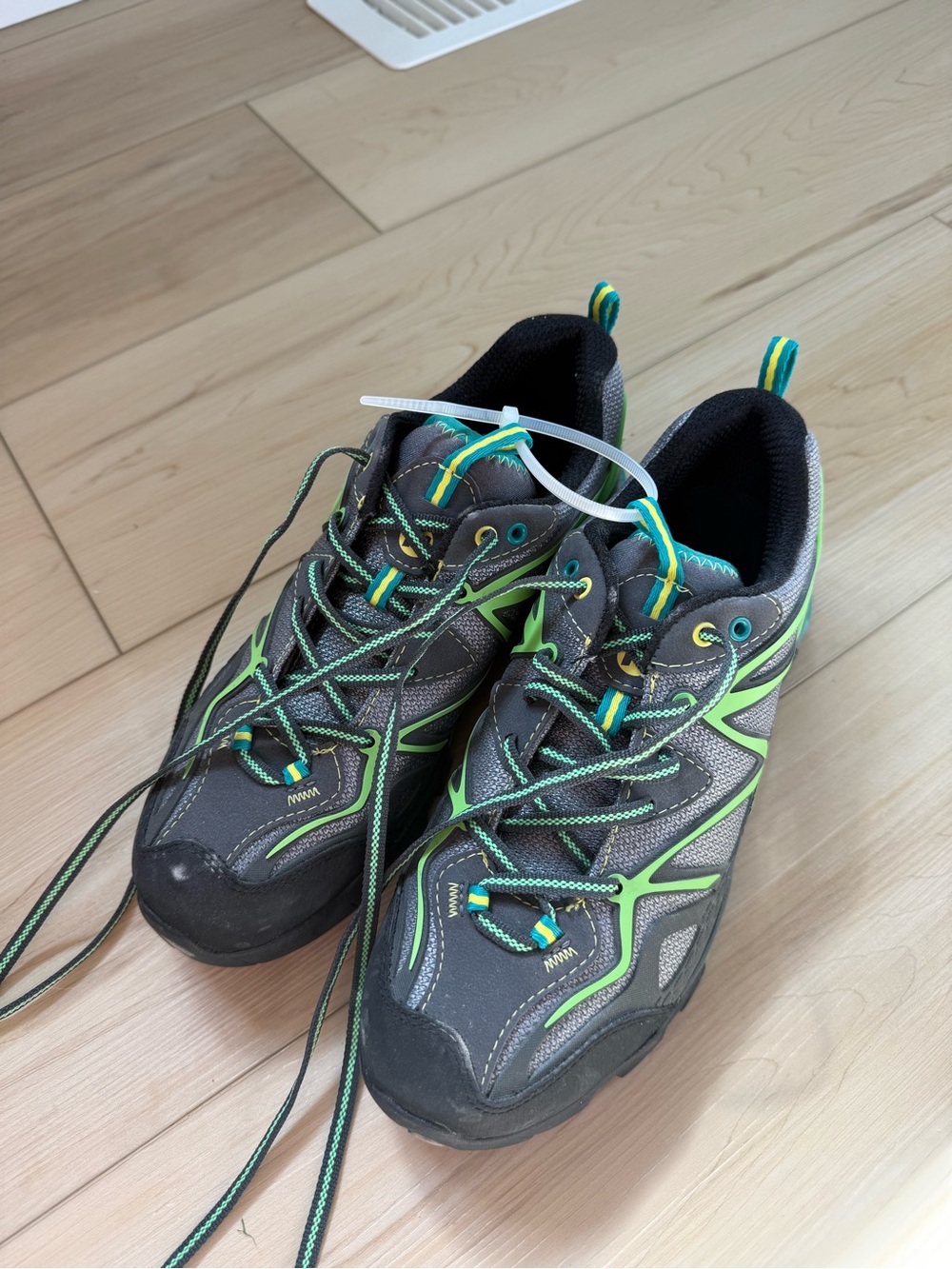 Merrell Womens Gray and Neon Green Athletic Trail Shoes